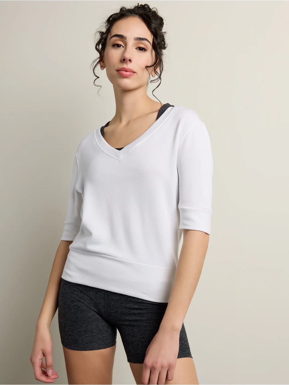 NWT Interval Flex Fleece White V-Neck Short Sleeve Top XS $69